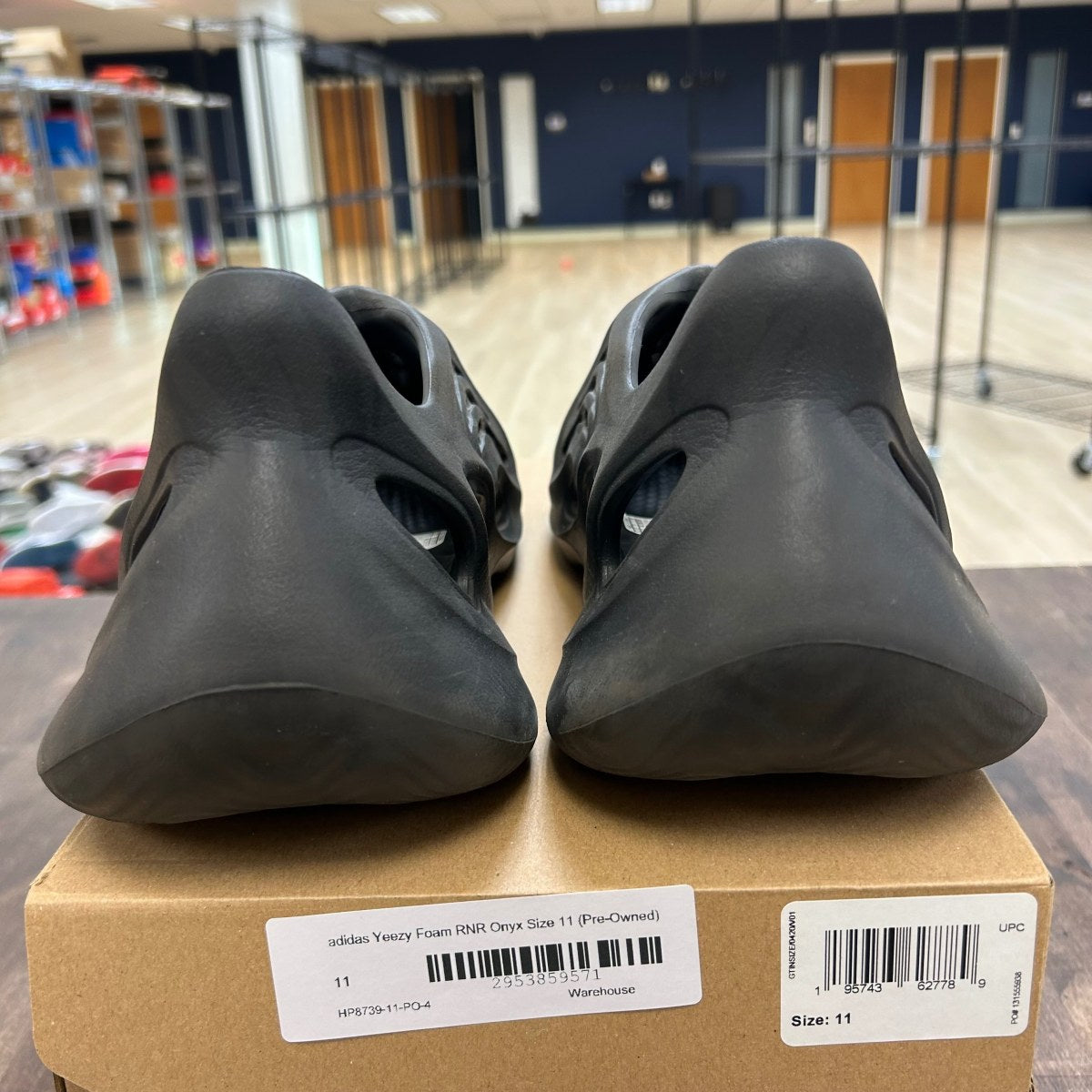 adidas Yeezy Foam RNR Onyx - Image 4
