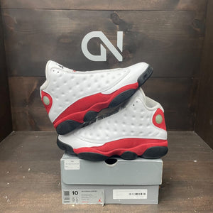 Jordan 13 Retro OG Chicago (2017) Size 10 (Pre-Owned) - front