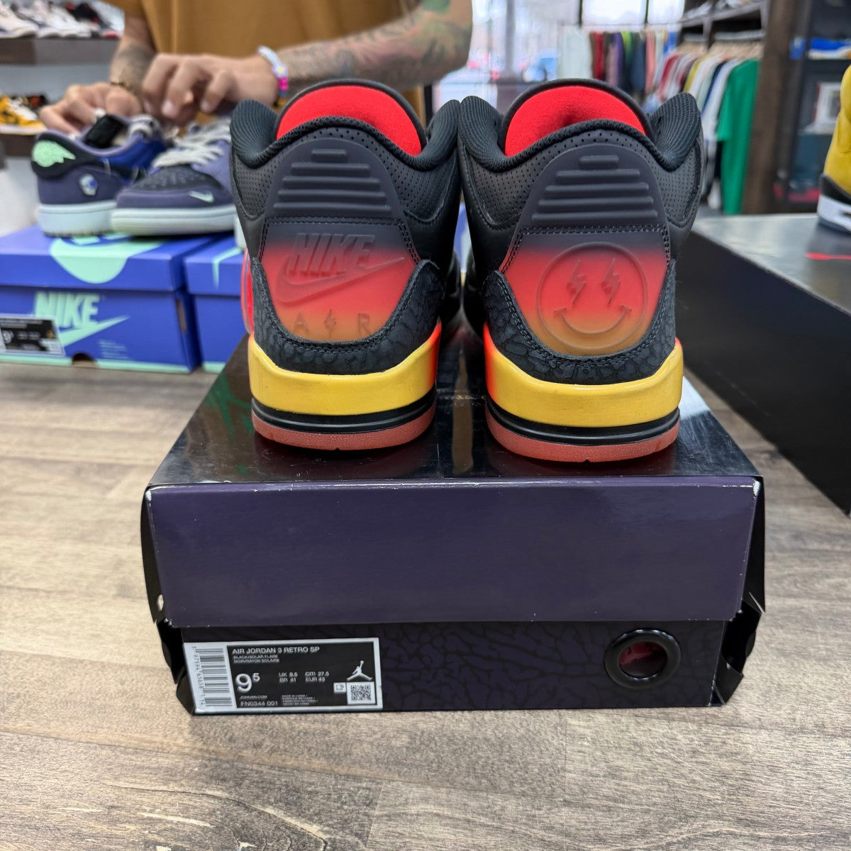 Jordan 3 Retro J Balvin Rio - Image 3