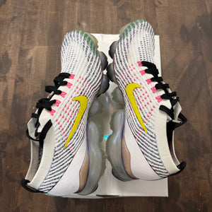 Nike Air VaporMax 3 White Dynamic Yellow - Image 4