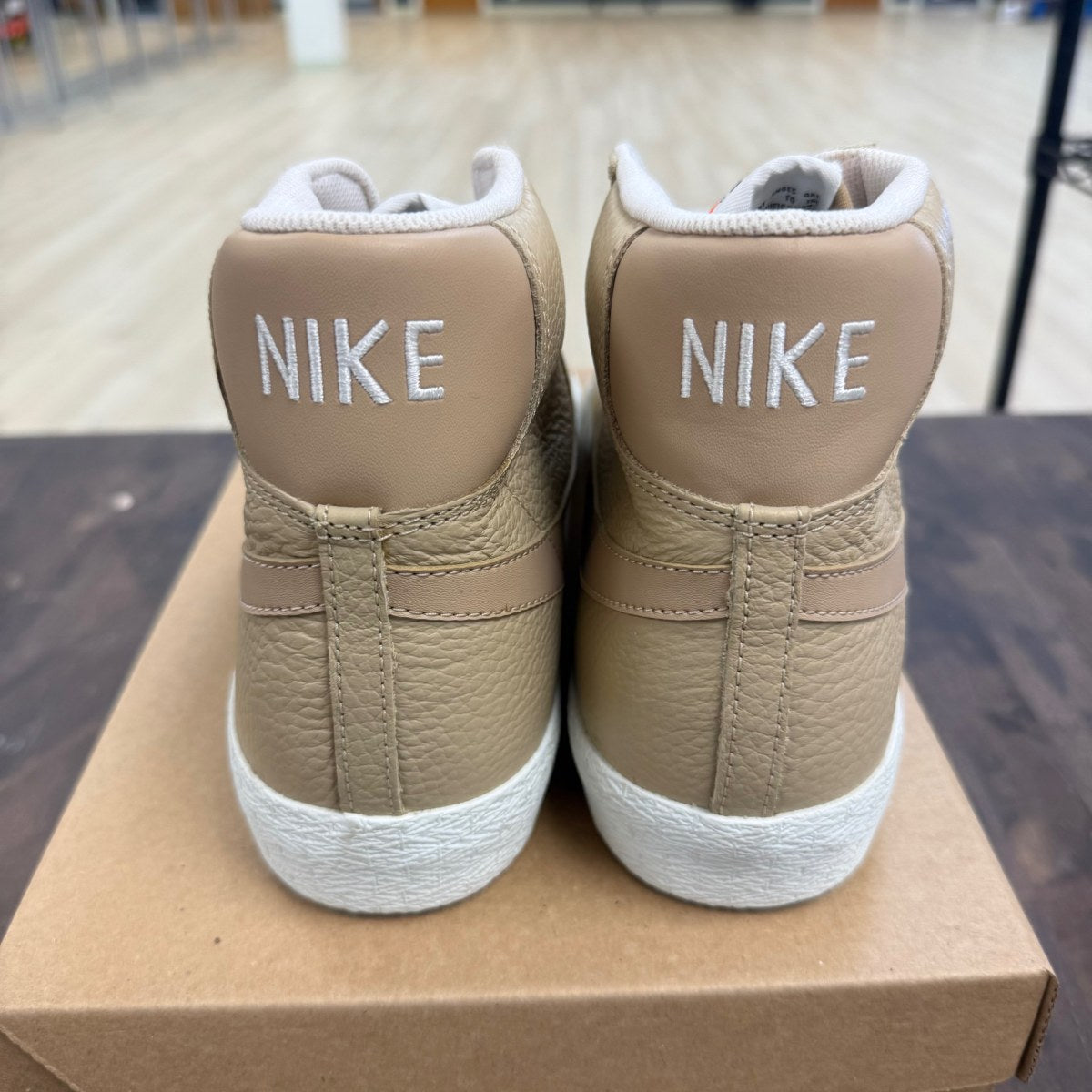 Nike Blazer Mid Premium Linen/Summit White Size 12 (Pre-Owned) - Image 3