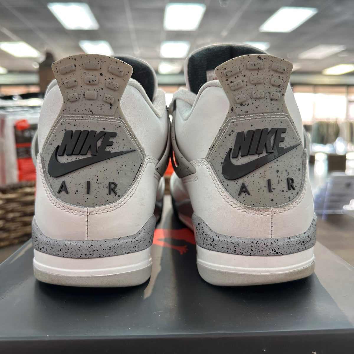 Jordan 4 Retro White Cement (2025) Size 8 (Moderately Worn Pre-Owned) - Image 4