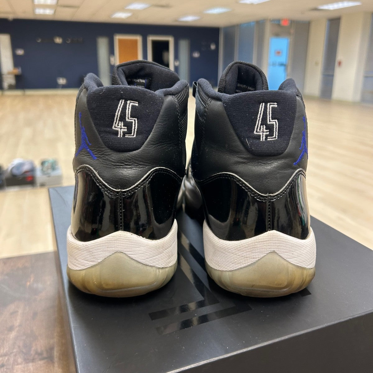 Jordan 11 Retro Space Jam (2016) - Image 4