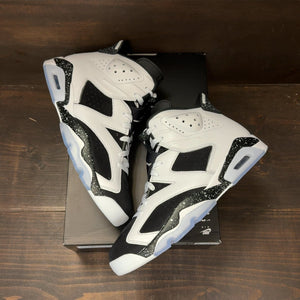 Jordan 6 Retro Oreo (2026) Size 10.5 - back