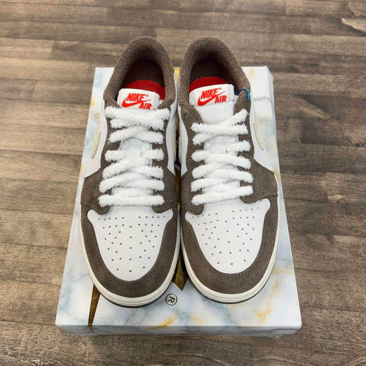 Jordan 1 Retro Low OG Year of the Rabbit - Image 3