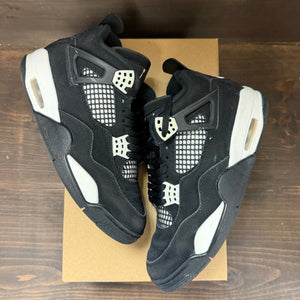 Jordan 4 Retro White Thunder Size 7.5 (Pre-Owned) - Image 2