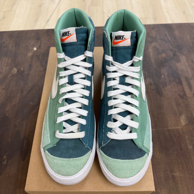 Nike Blazer Mid 77 Vintage Jade Ash Green Size 11 (Pre-Owned) - Image 2