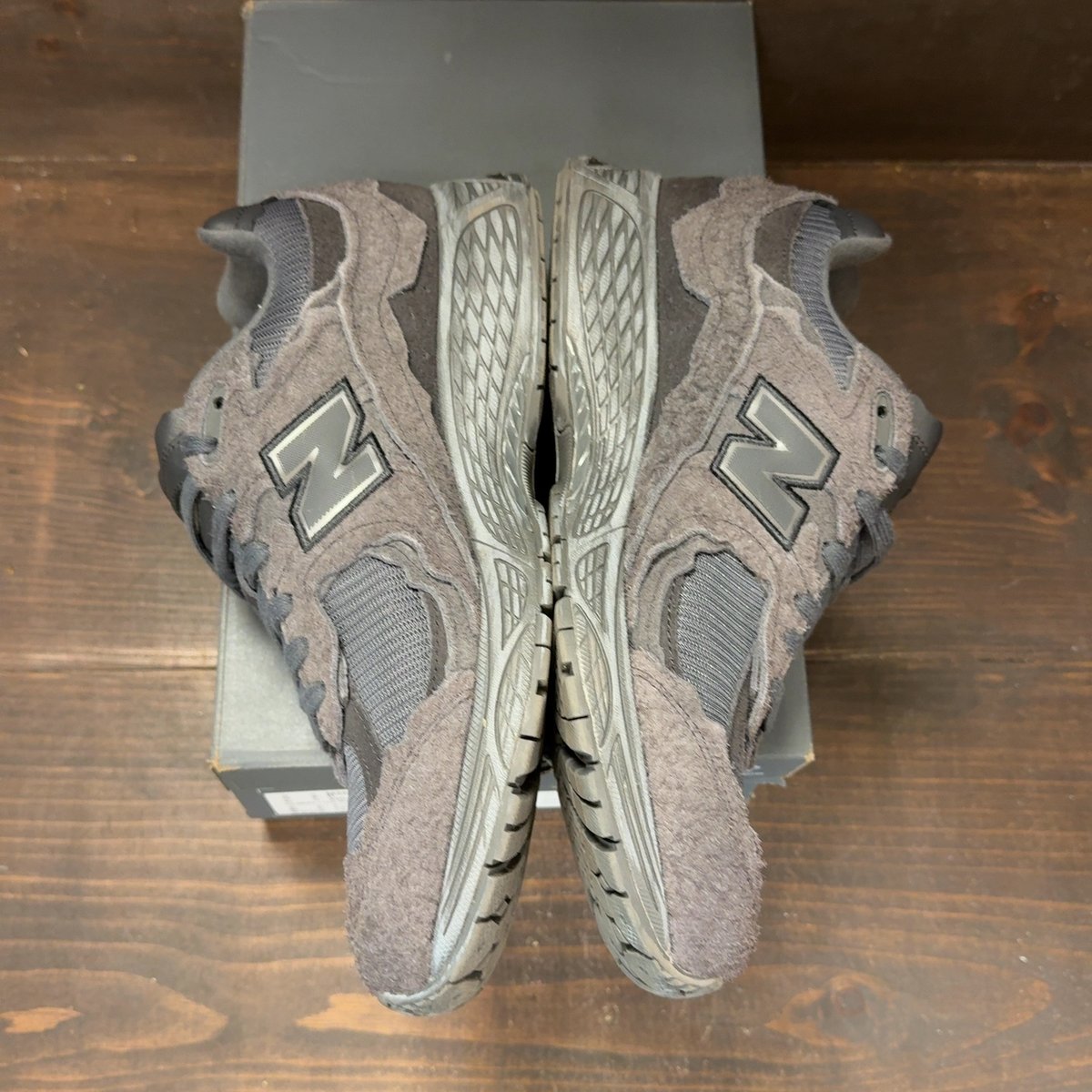 New Balance 2002R Protection Pack Phantom Size 11 (Pre-Owned) - aux
