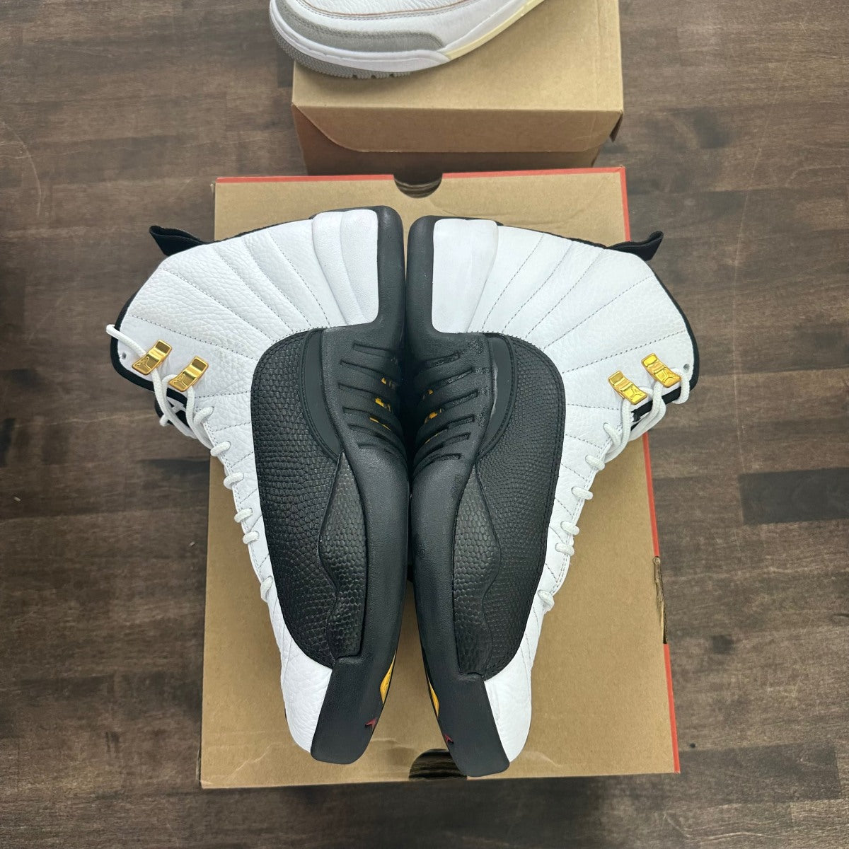 Jordan 12 Retro Taxi (2025) Size 10 (Pre-Owned) - Image 3