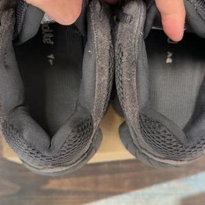 adidas Yeezy 700 V3 Dark Glow Size 10.5 (Pre-Owned) - aux