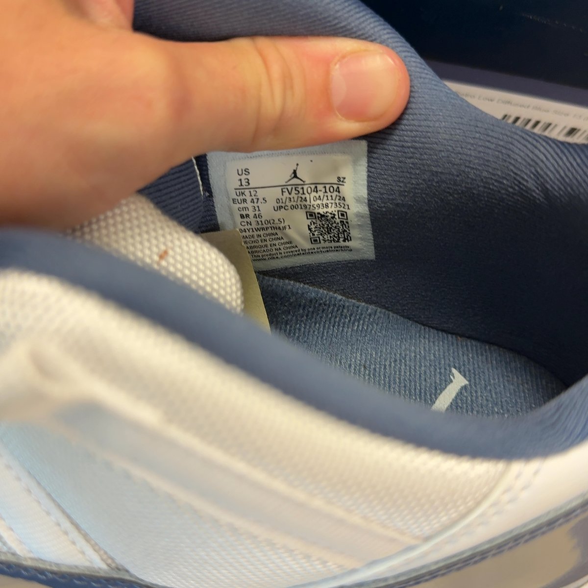 Jordan 11 Retro Low Diffused Blue Size 13 (Pre-Owned) - aux