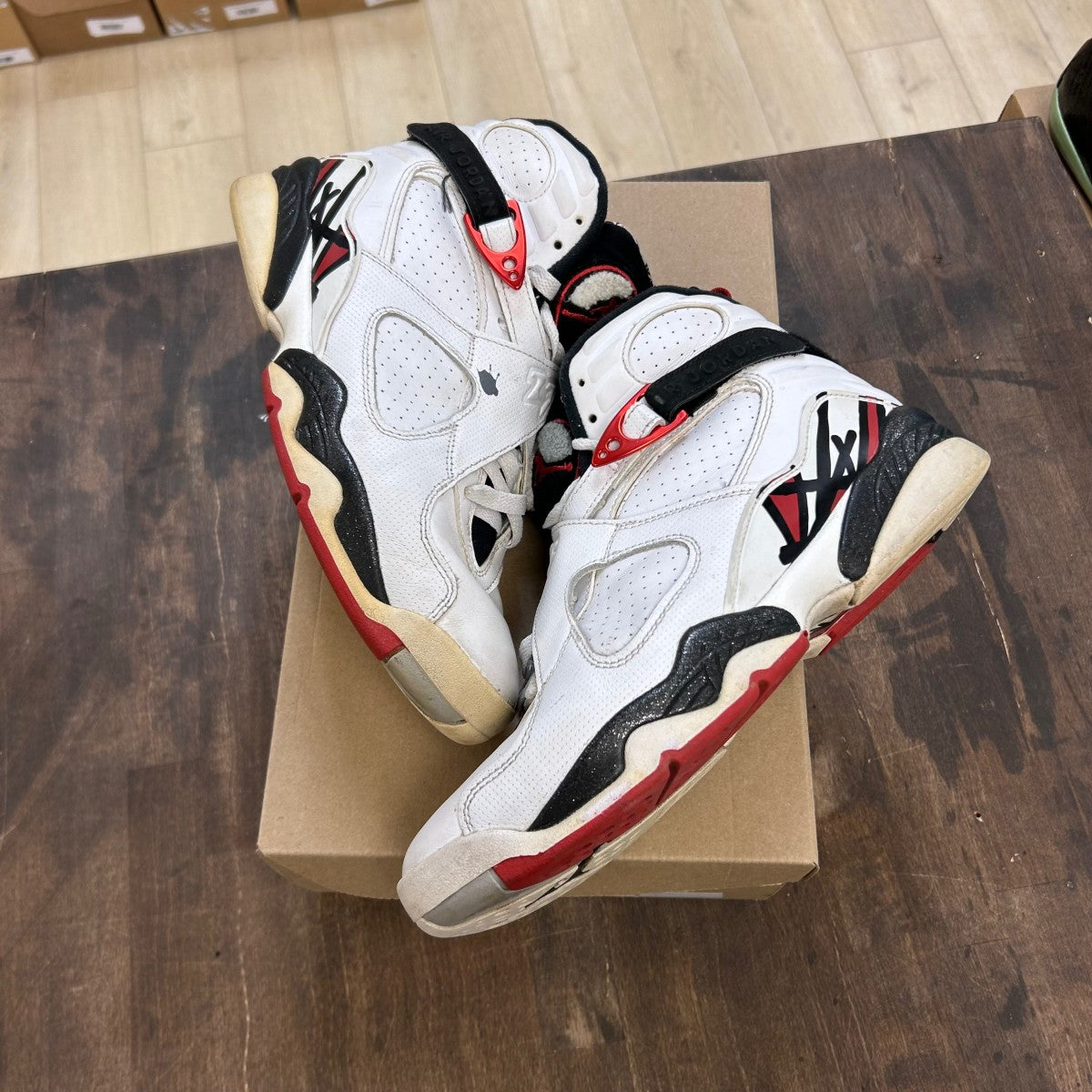 Jordan 8 Retro Alternate Size 8.5 (Pre-Owned) - Image 1
