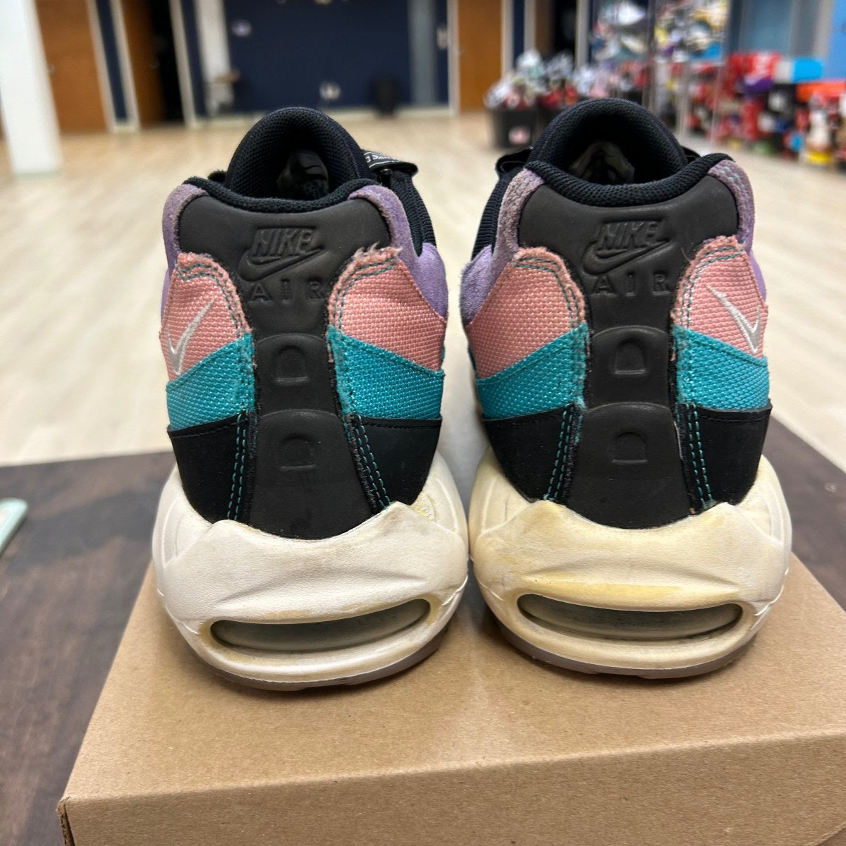 Nike Air Max 95 Have a Nike Day Size 13 (Pre-Owned) - Image 4
