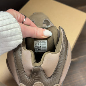 adidas Yeezy 500 High Taupe Black Size 7.5 (Pre-Owned) - aux
