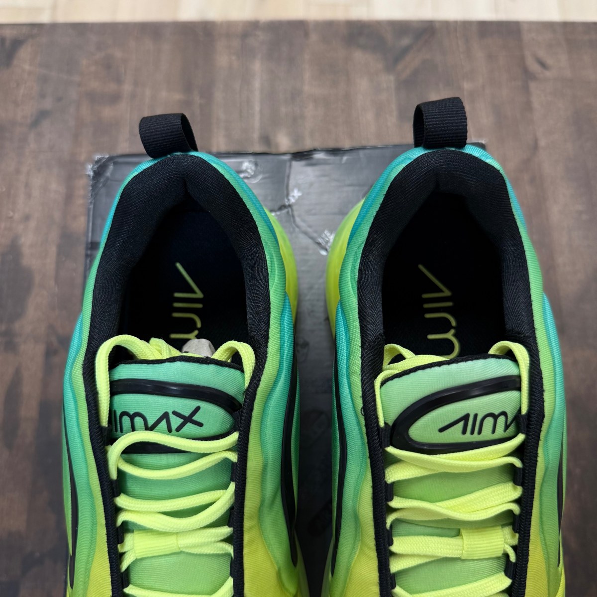 Nike Air Max 720 Volt Black - Image 3