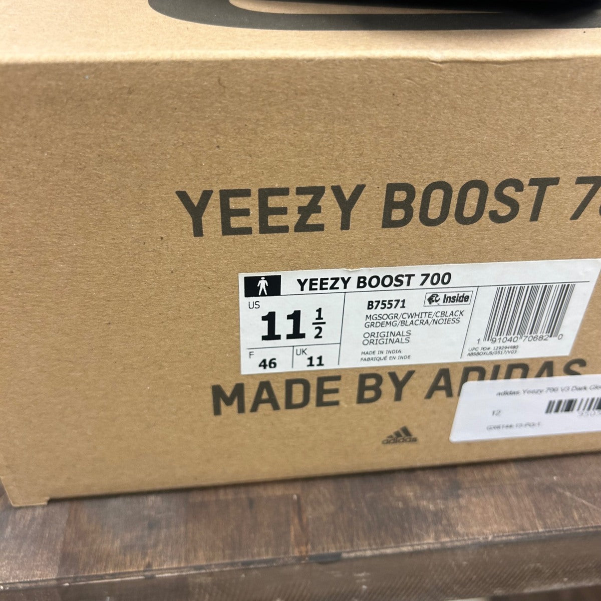 adidas Yeezy 700 V3 Dark Glow Size 12 (Pre-Owned) - Image 6