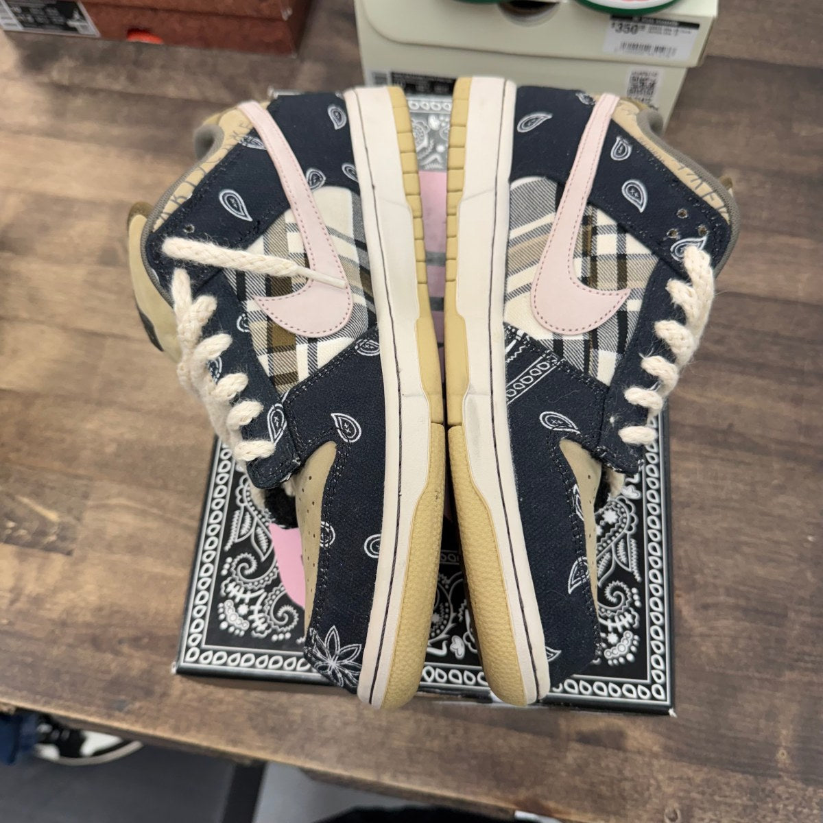 Nike SB Dunk Low Travis Scott (Special Box) Size 10.5 (Pre-Owned) - Image 3