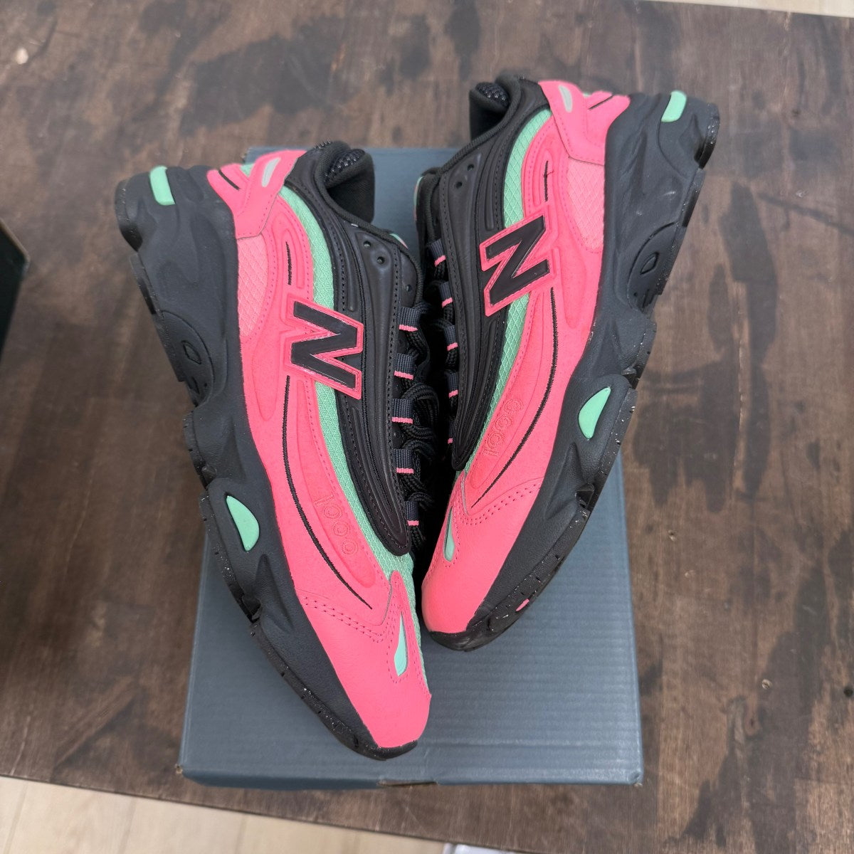 New Balance 1000 Black Pink - Image 1