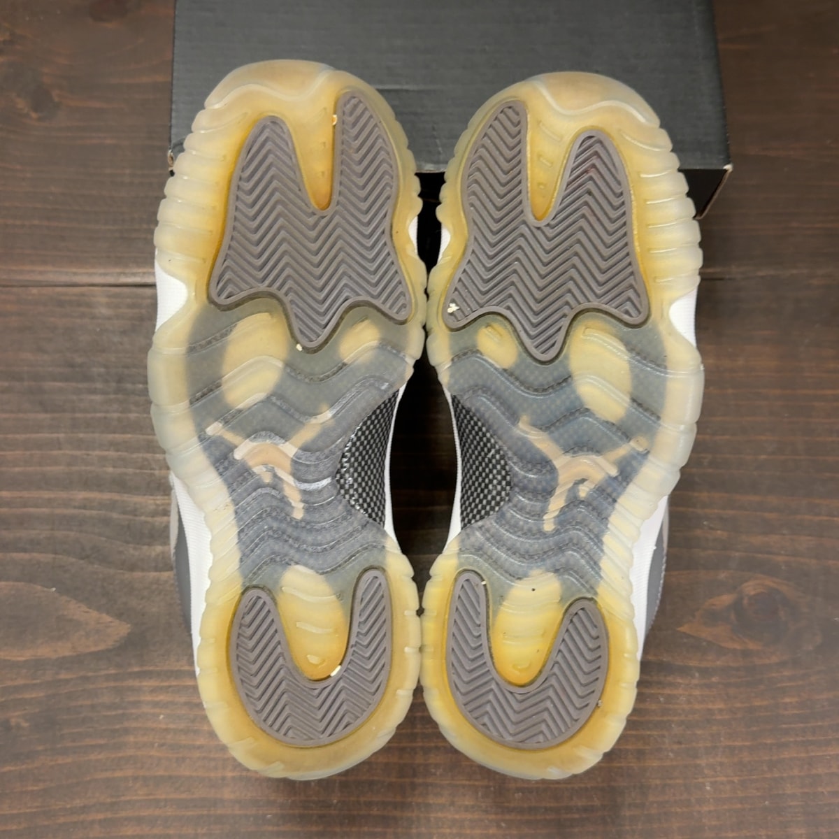 Jordan 11 Retro Cool Grey (2021) (GS) Size 4.5Y (Pre-Owned) - Image 9
