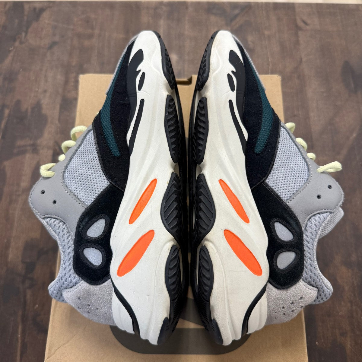 adidas Yeezy Boost 700 Wave Runner - Image 5