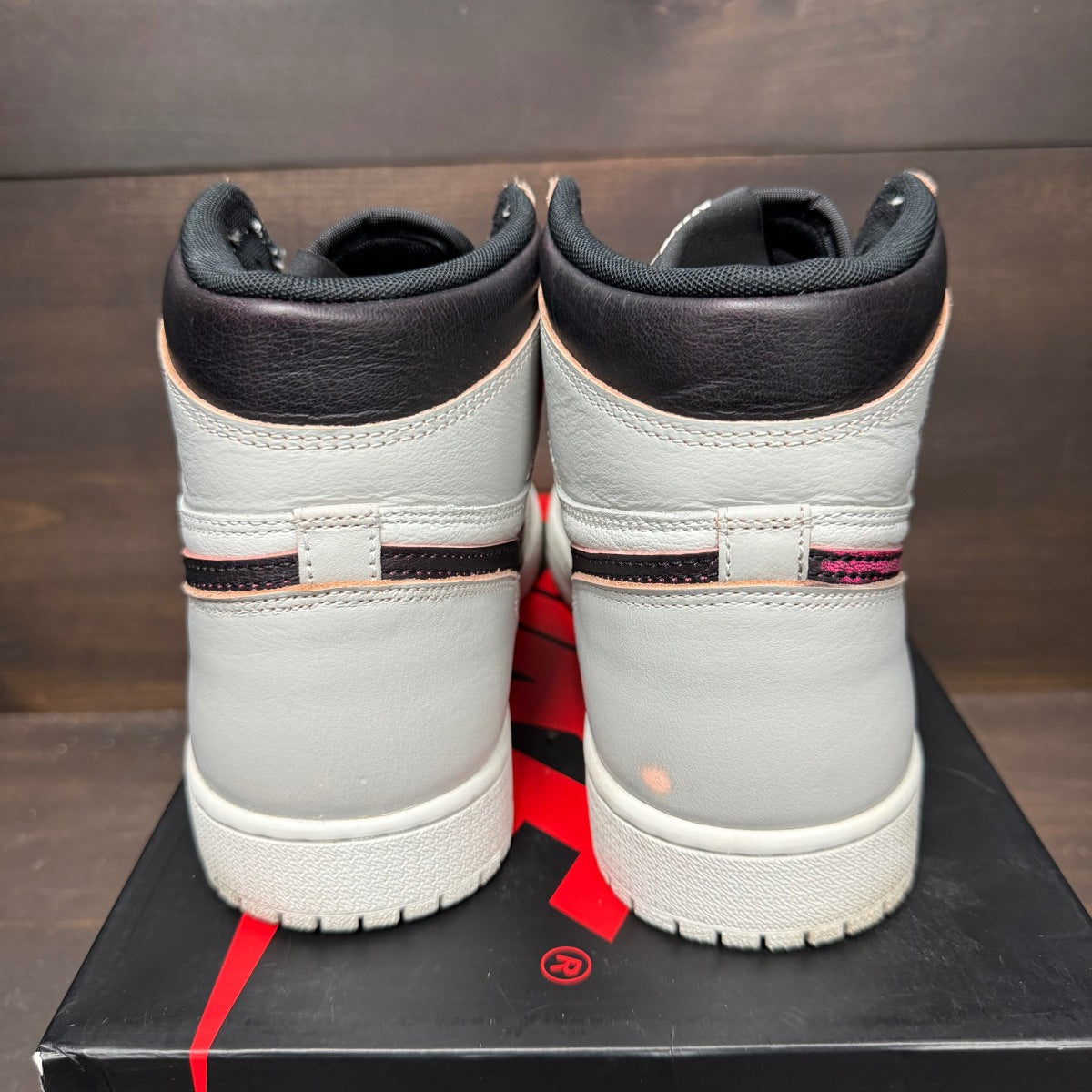 Jordan 1 Retro High OG Defiant SB NYC to Paris - Image 5