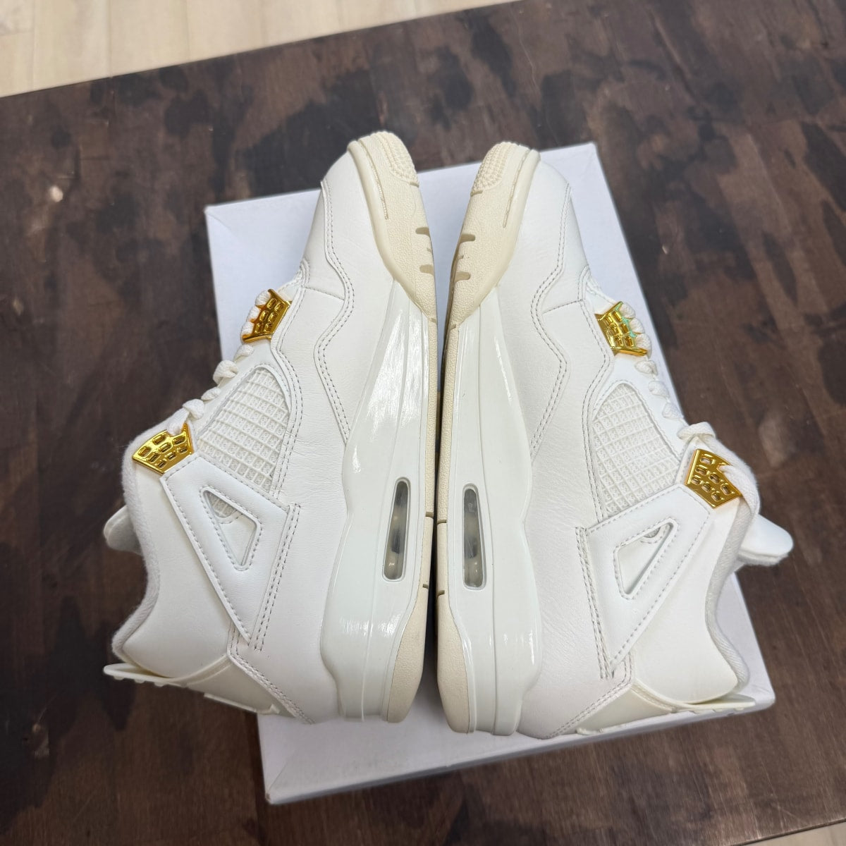 Jordan 4 Retro Metallic Gold (Women's) - Image 6