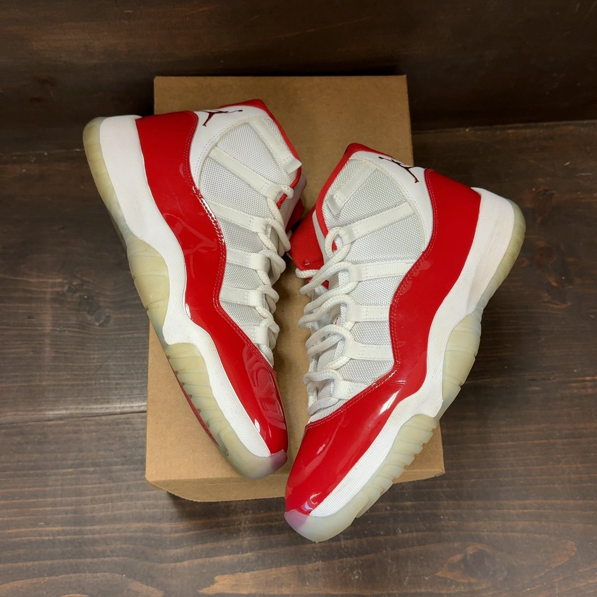 Jordan 11 Retro Cherry (2022) Size 10 (Pre-Owned) - back