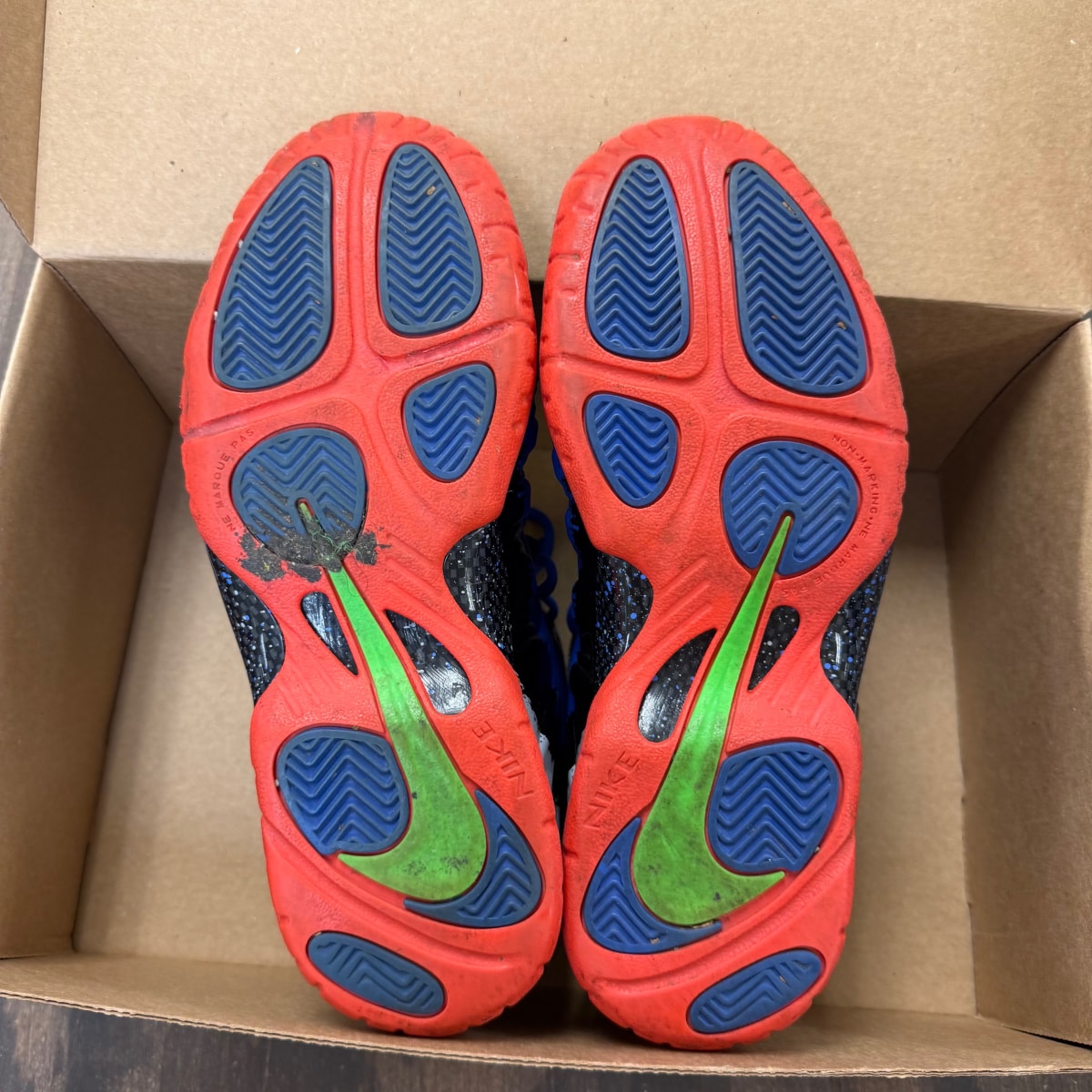 Nike Air Foamposite Pro NERF (GS) Size 6.5Y (Pre-Owned) - Image 6