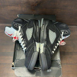 Jordan 5 Retro OG Black Metallic Reimagined (GS) Size 6Y (Pre-Owned) - Image 4