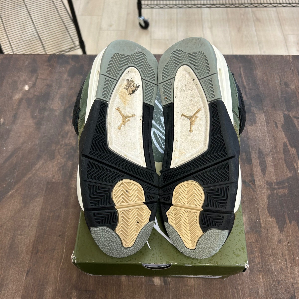 Jordan 4 Retro SE Craft Medium Olive (GS) - Image 5