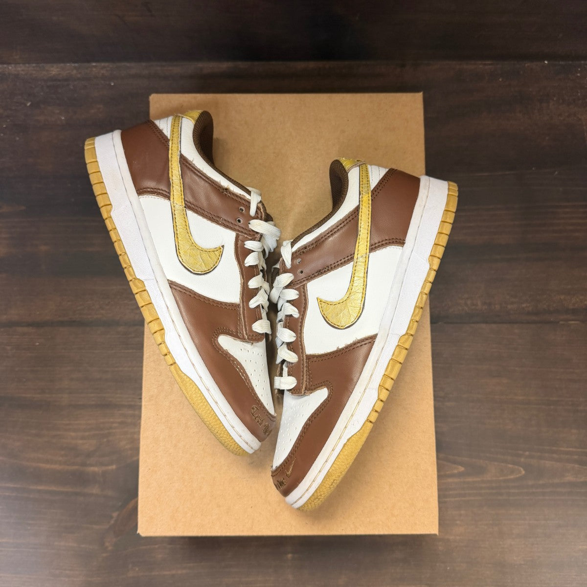 Nike Dunk Low Cacao Wow Gold (GS) Size 5Y (Pre-Owned) - Image 2