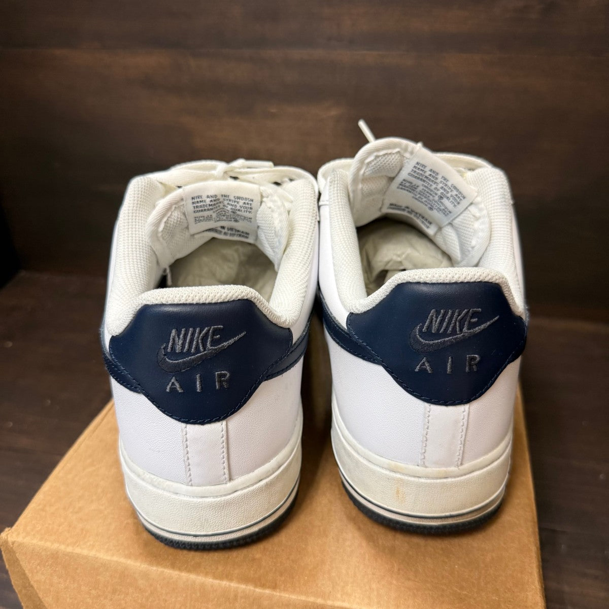 Nike Air Force 1 Low White Obsidian (2012) Size 10.5 (Pre-Owned) - Image 4