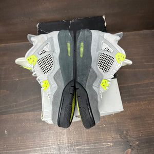 Jordan 4 Retro SE 95 Neon (GS) Size 7Y (Pre-Owned) - side