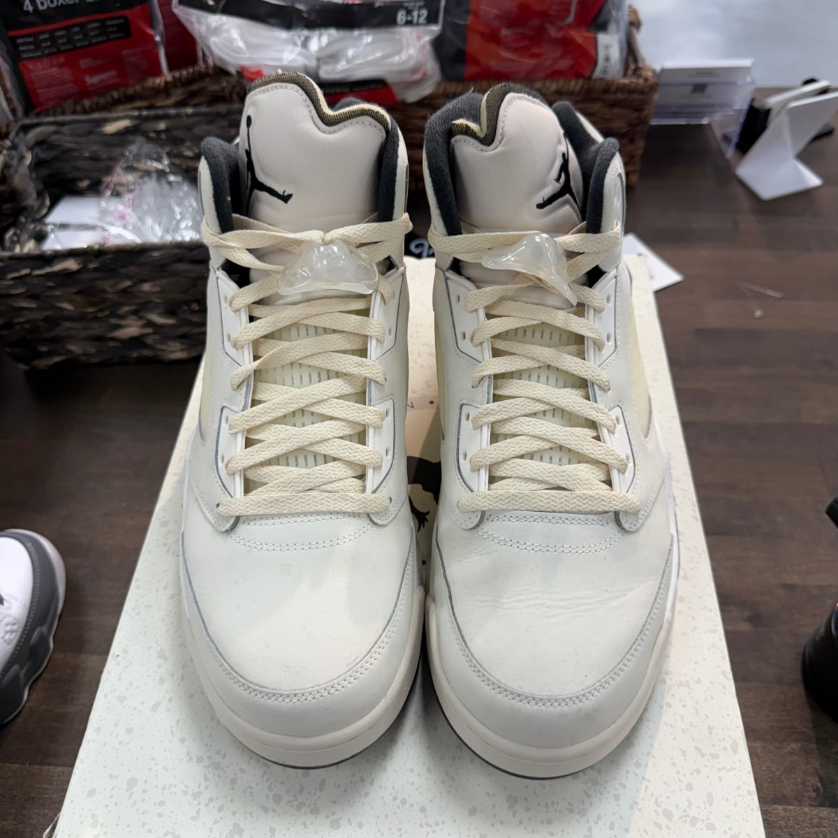 Jordan 5 Retro SE Sail Size 13 (Pre-Owned) - Image 3