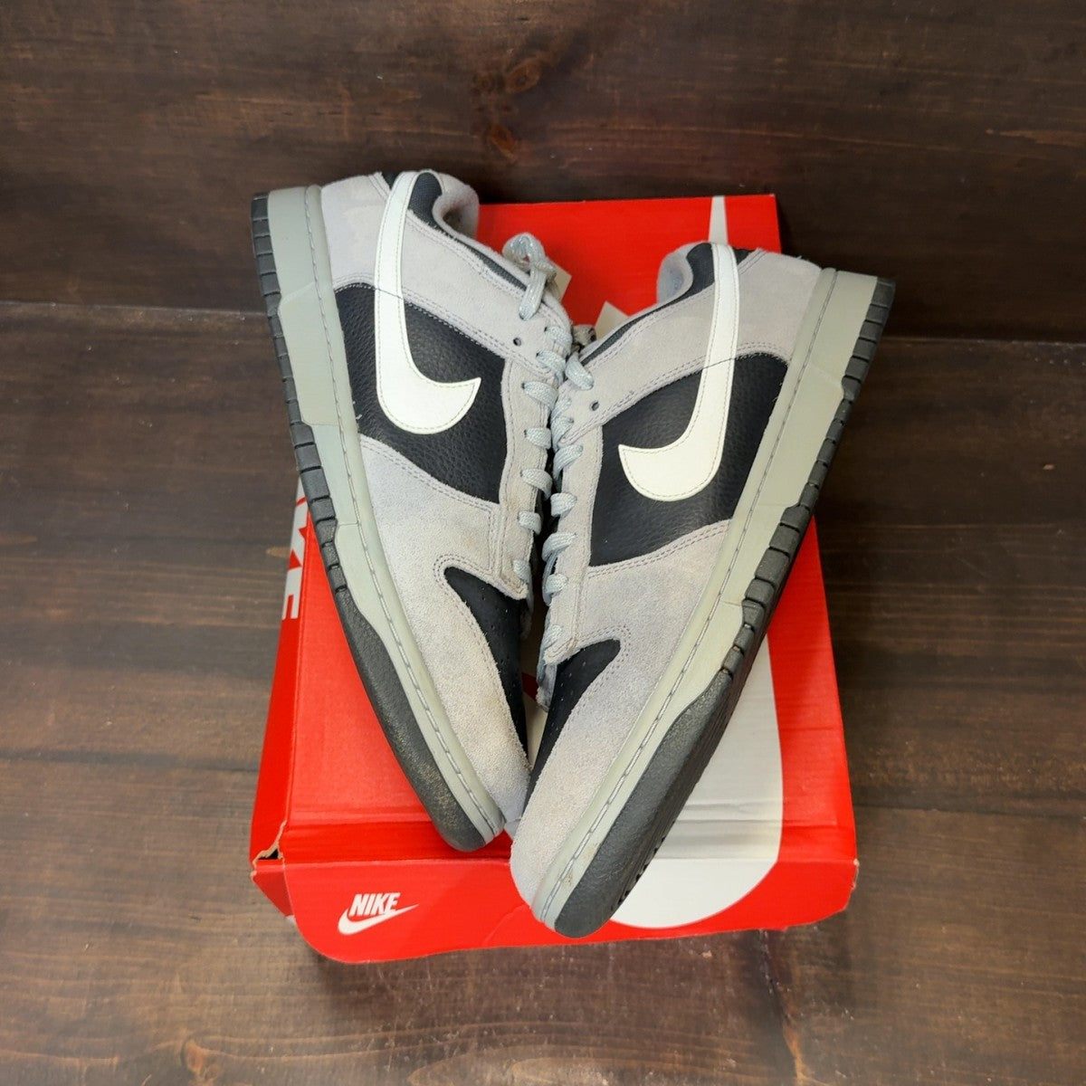 Nike Dunk Low Light Smoke Grey Anthracite - Image 2
