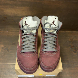 Jordan 5 Retro Burgundy (2023) Size 8 (Pre-Owned) - tag