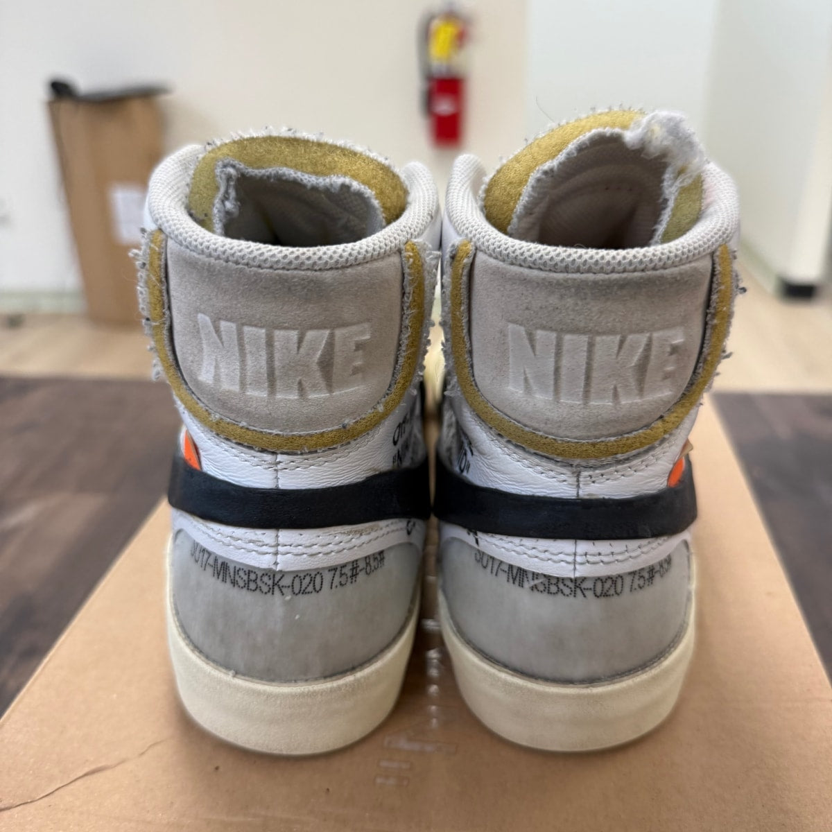 Nike Blazer Mid Off-White - Image 3