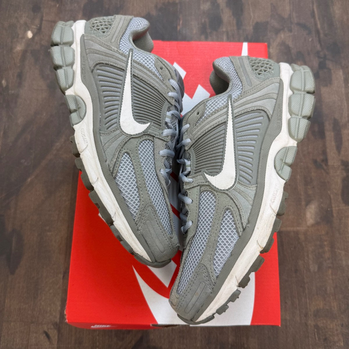 Nike Zoom Vomero 5 Dark Stucco - Image 1