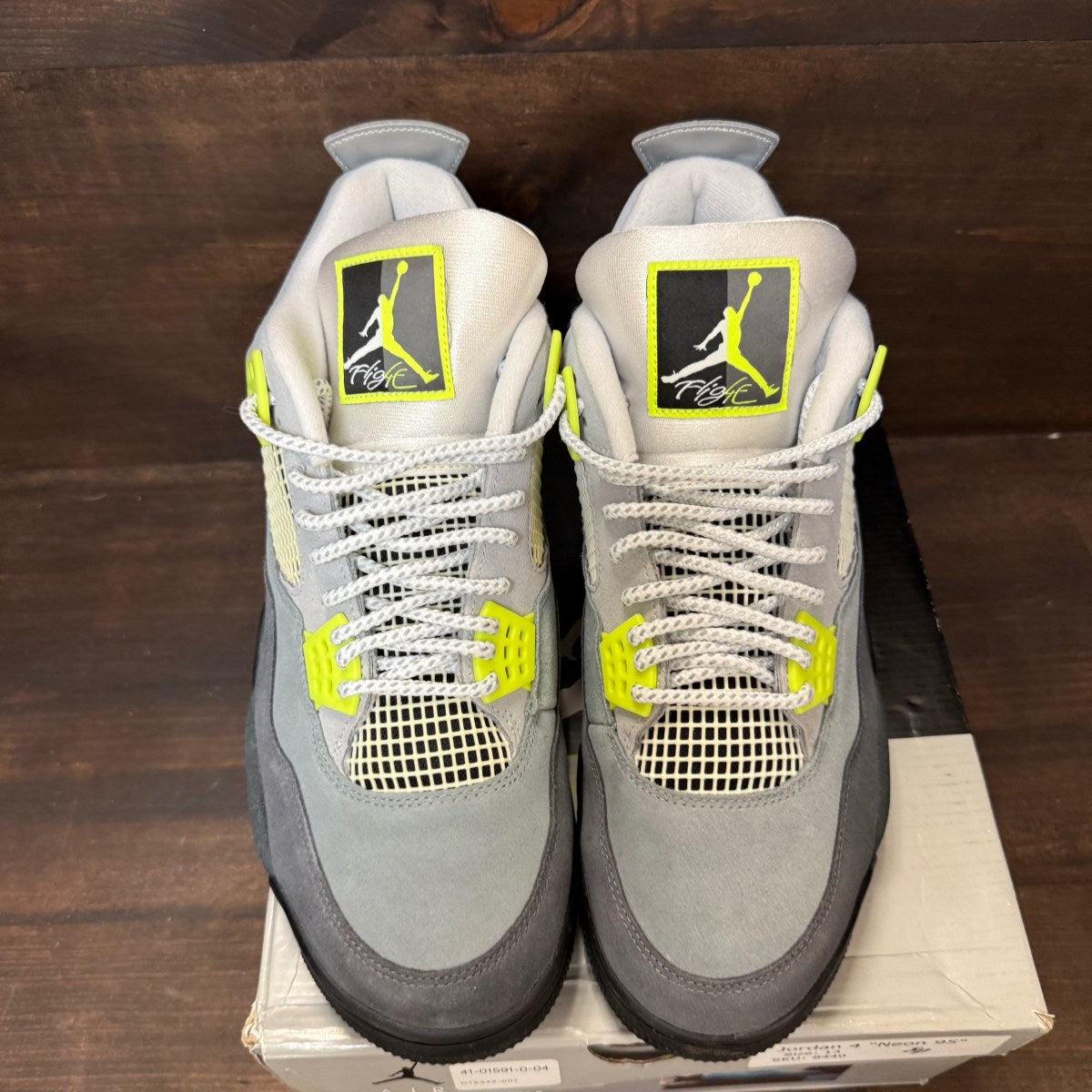 Jordan 4 Retro SE 95 Neon - Image 2