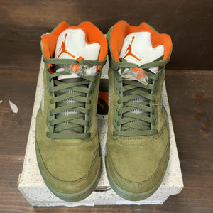 Jordan 5 Retro Olive (2024) Size 11.5 (Pre-Owned) - tag
