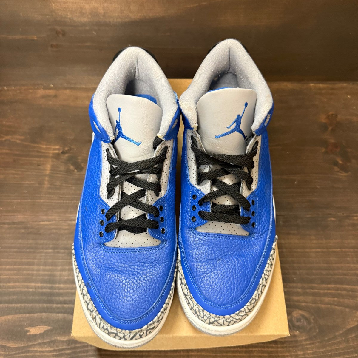 Jordan 3 Retro Varsity Royal Cement Size 11 (Pre-Owned) - Image 3