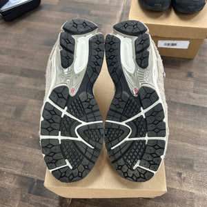 New Balance 2002R Protection Pack Driftwood Size 9.5 (Pre-Owned) - Image 5