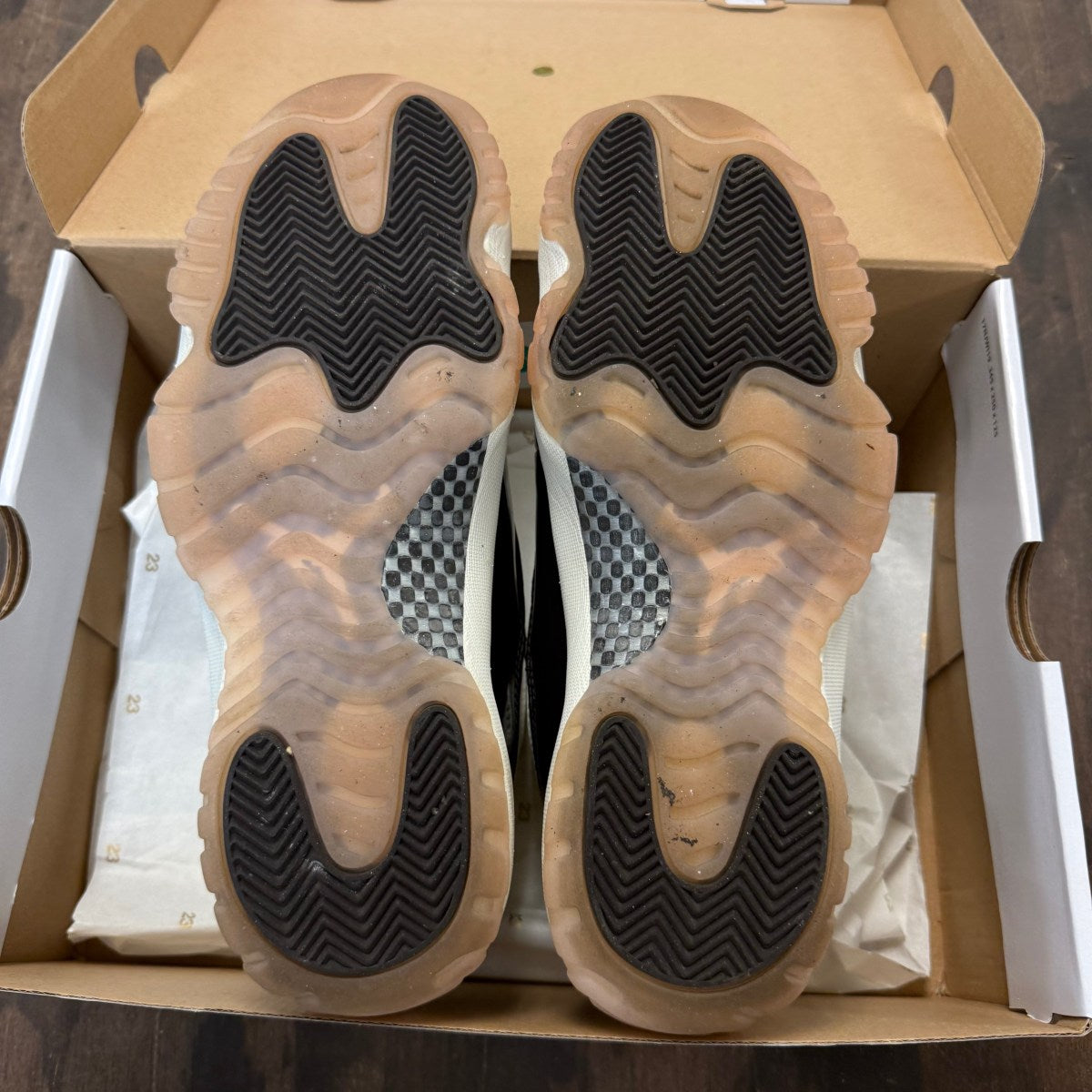 Jordan 11 Retro Neapolitan (Women's) - Image 5