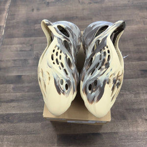 adidas Yeezy Foam RNNR MX Cream Clay - Image 3