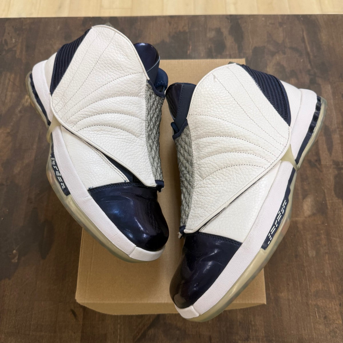 Jordan 16 Retro Midnight Navy (2016) Size 11.5 (Pre-Owned) - Image 1