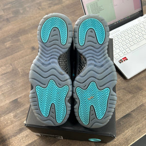 Jordan 11 Retro Gamma Blue (2025) (GS) Size 7Y (Pre-Owned) - Image 5