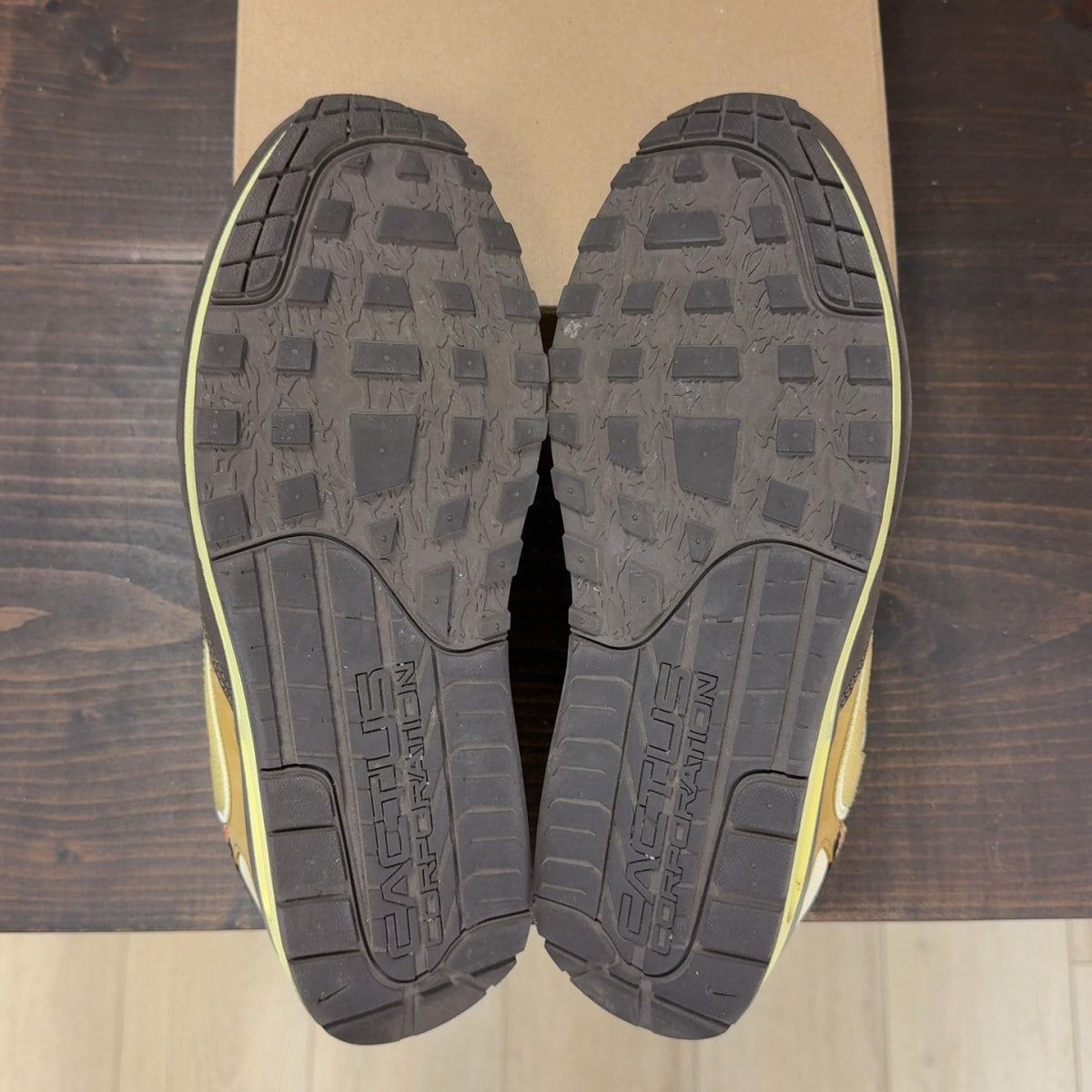 Nike Air Max 1 Travis Scott Cactus Jack Baroque Brown Size 11 (Pre-Owned) - Image 8