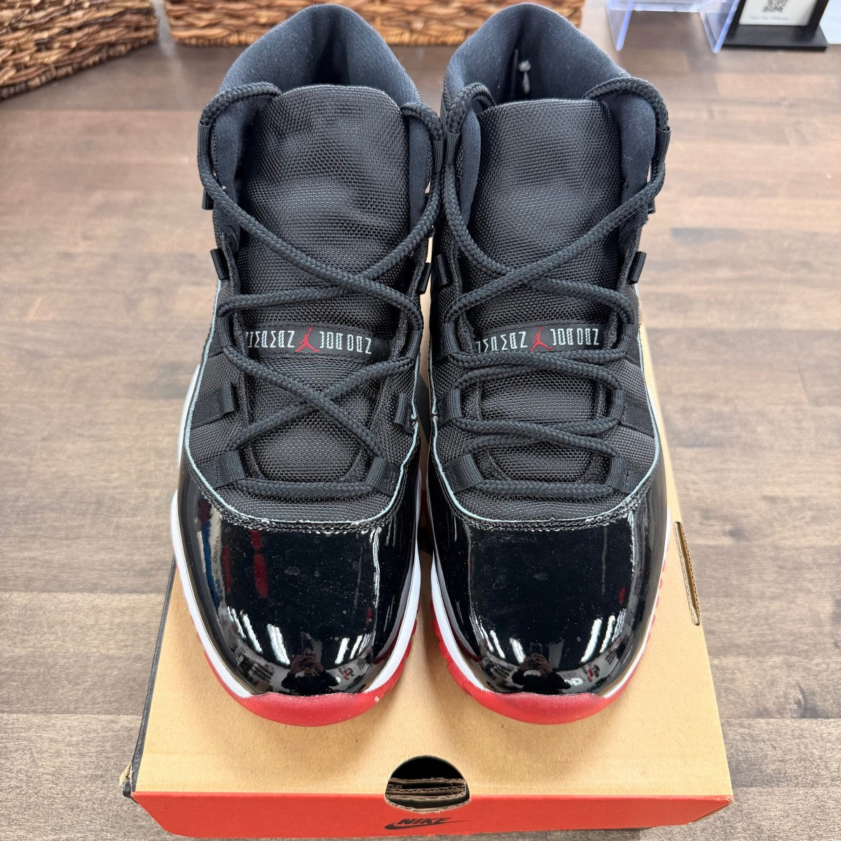 Jordan 11 Retro Playoffs Bred (2019) (Men's) (US 10) (USED) Size 10 (Pre-Owned) - Image 2