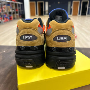 New Balance 992 MiUSA Action Bronson Tiger Eye - Image 4