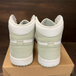 Jordan 1 Retro High OG Seafoam (Women's) Size 6.5W (Pre-Owned) - Image 5